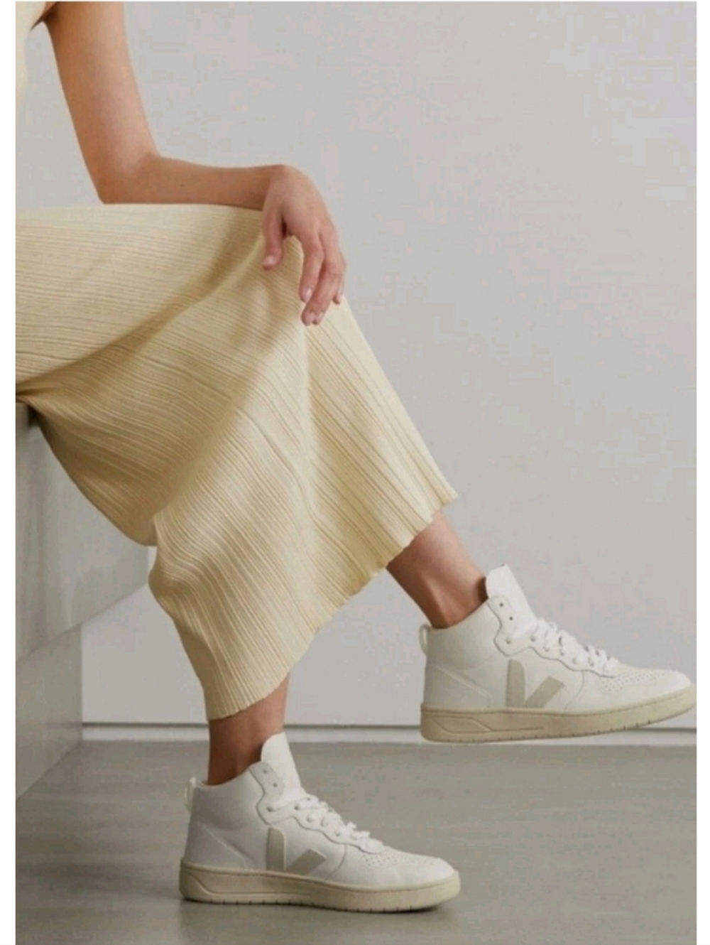 Veja V-15 LEATHER WHITE Sneaker Size 6 Streetwear Preppy Grunge Skater Boho